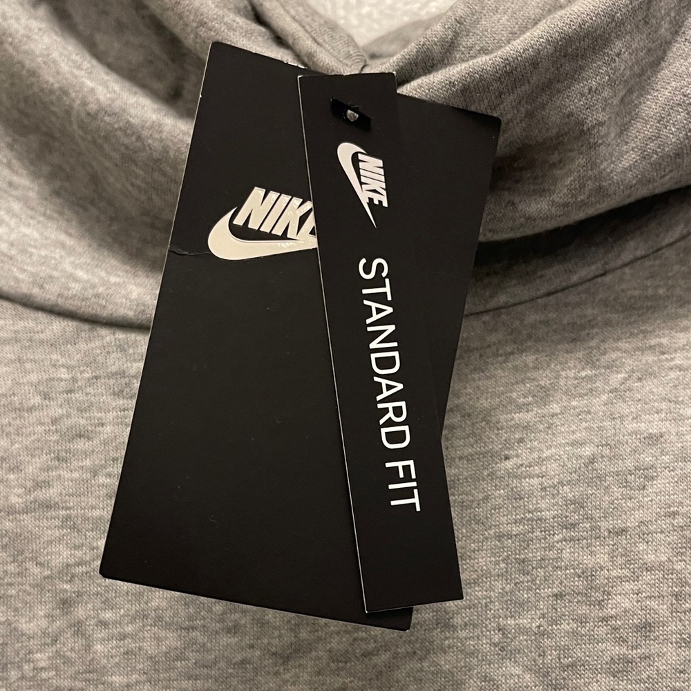 NWT Nike Heather Gray Pullover Hoodie - Picture 5 of 9